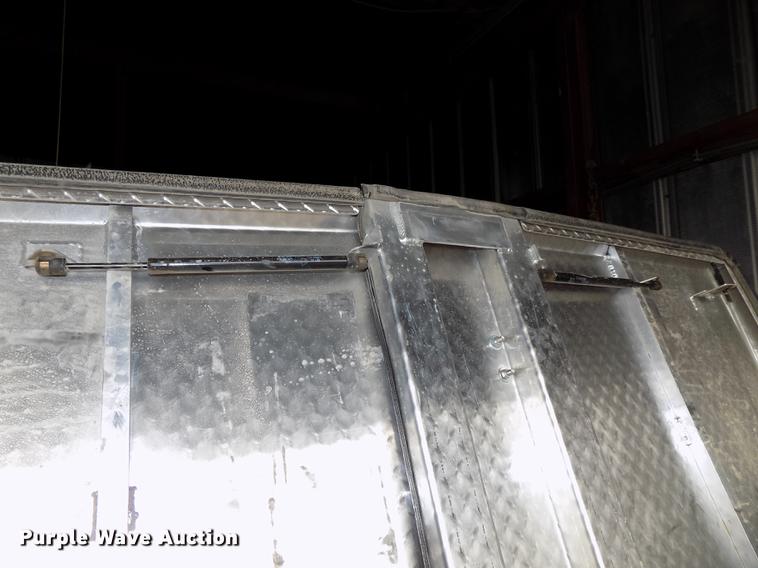 image for item G1304 Diamond back truck cover