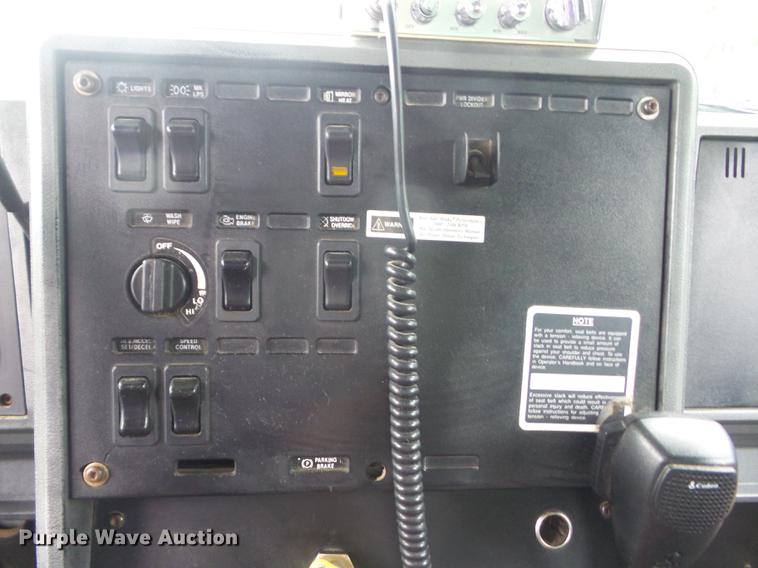 image for item K6258 1997 Mack CL713 dump truck