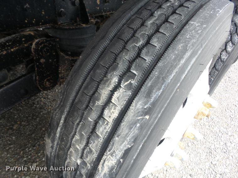 image for item K6258 1997 Mack CL713 dump truck