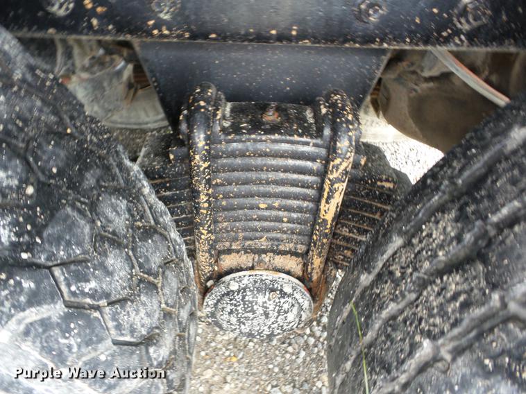 image for item K6258 1997 Mack CL713 dump truck