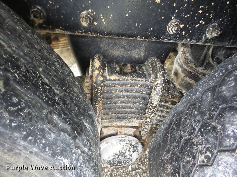 image for item K6258 1997 Mack CL713 dump truck