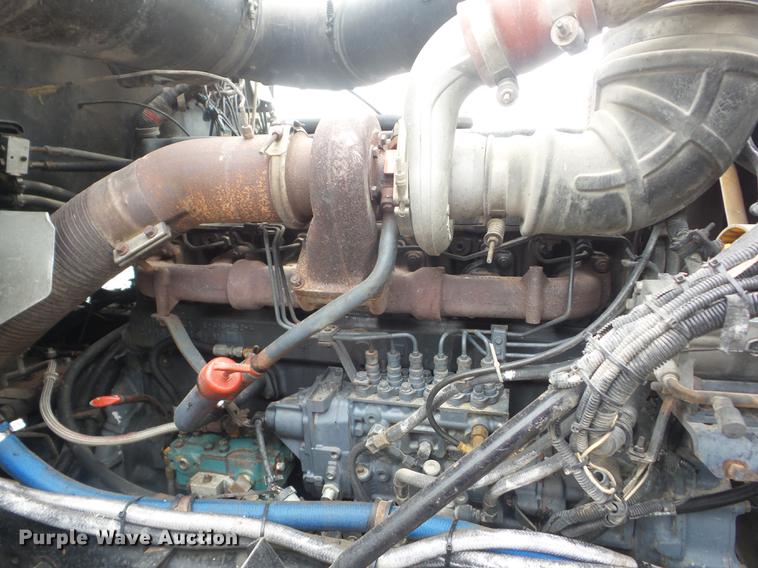 image for item K6258 1997 Mack CL713 dump truck