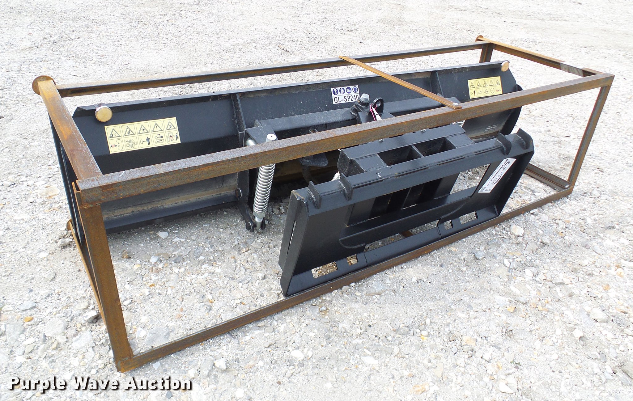 2018 TMG GLSP240 skid steer dozer blade in Columbia, MO Item DE5168