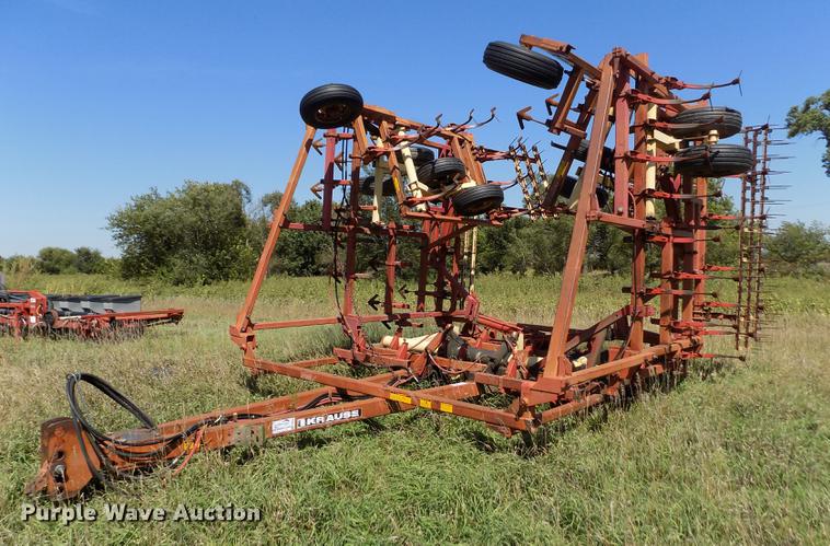 image for item DB9109 Krause 4246 field cultivator