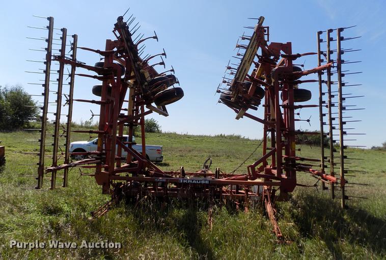 image for item DB9109 Krause 4246 field cultivator