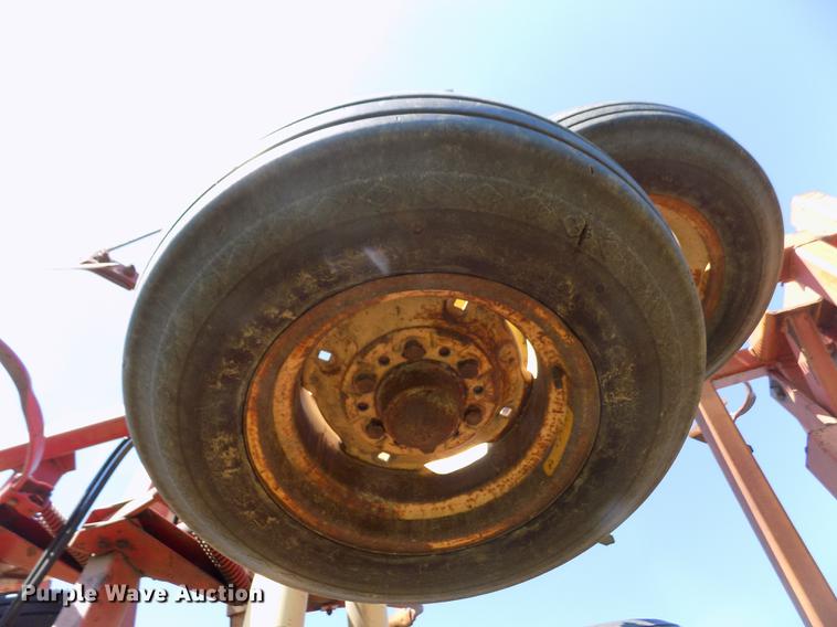 image for item DB9109 Krause 4246 field cultivator