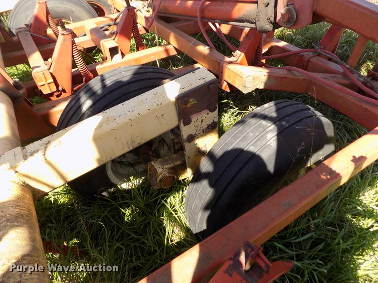 image for item DB9109 Krause 4246 field cultivator