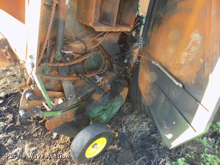 image for item DB9117 2008 John Deere 568 Mega Wide round baler