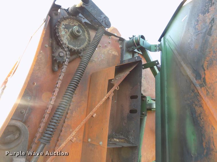 image for item DB9117 2008 John Deere 568 Mega Wide round baler