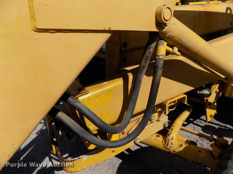 image for item DB9119 International 2424 tractor