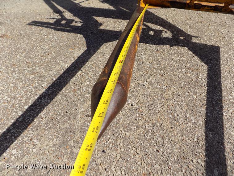 image for item DB9119 International 2424 tractor