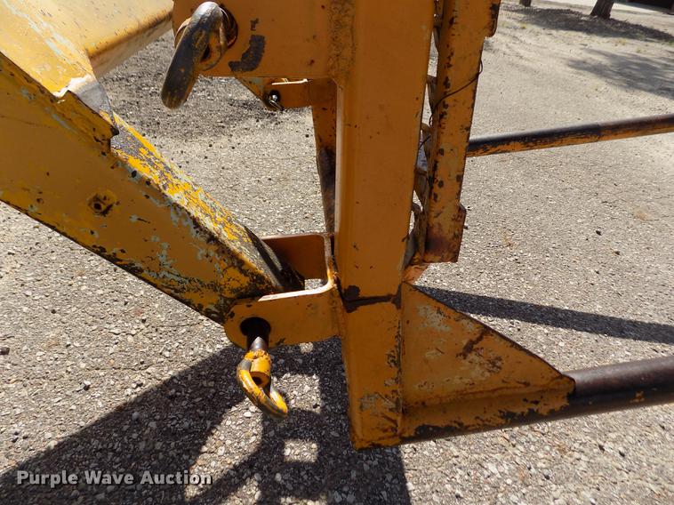 image for item DB9119 International 2424 tractor