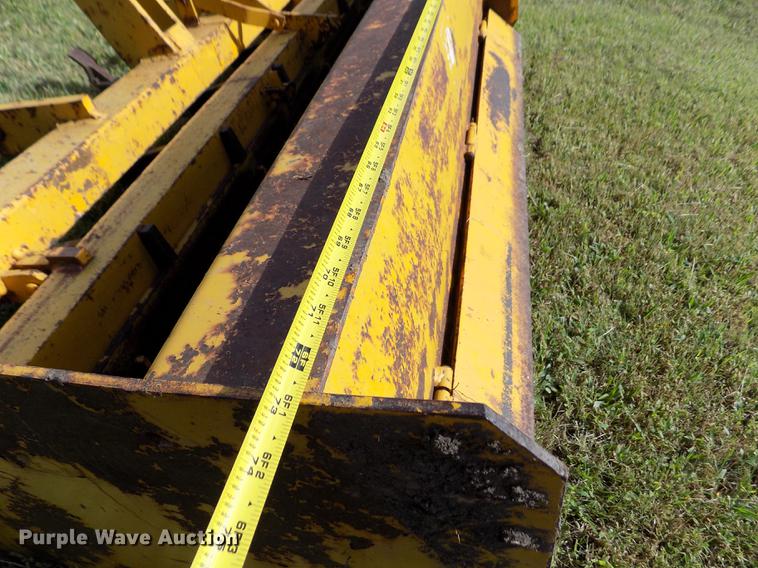 image for item DB9119 International 2424 tractor