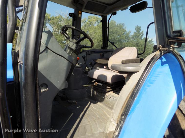 image for item DB9122 2002 New Holland TS100 MFWD tractor