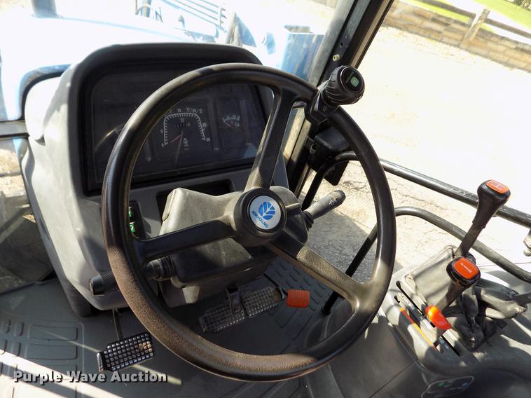 image for item DB9122 2002 New Holland TS100 MFWD tractor