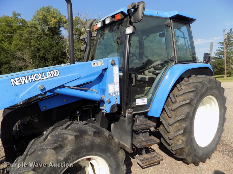 image for item DB9122 2002 New Holland TS100 MFWD tractor