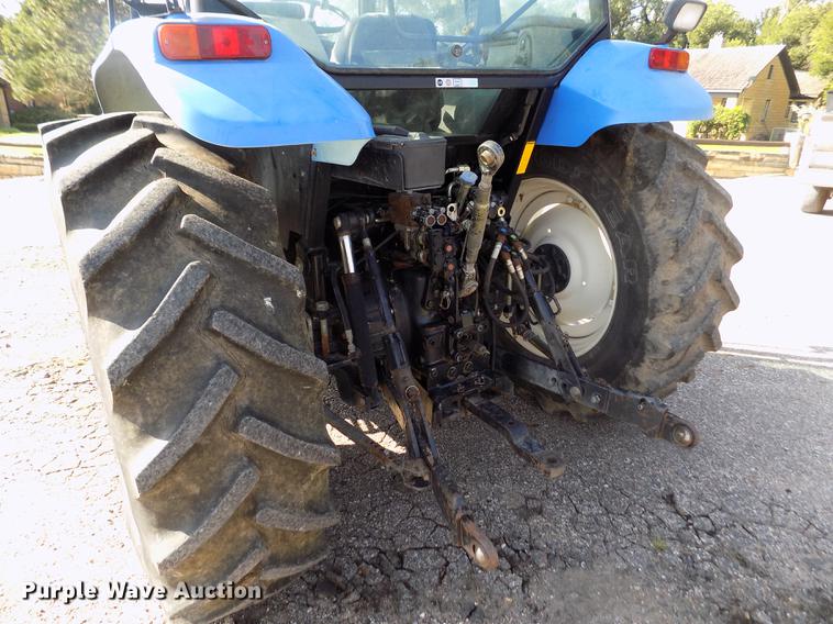 image for item DB9122 2002 New Holland TS100 MFWD tractor