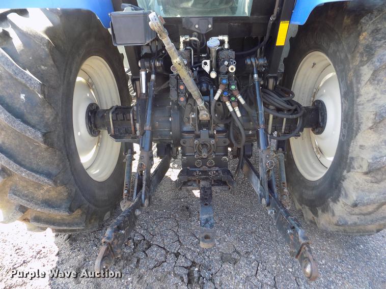 image for item DB9122 2002 New Holland TS100 MFWD tractor