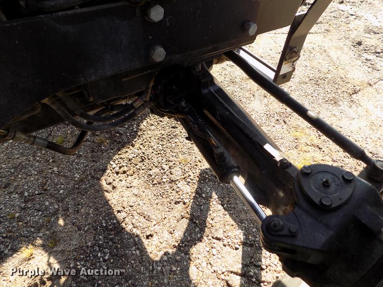 image for item DB9122 2002 New Holland TS100 MFWD tractor