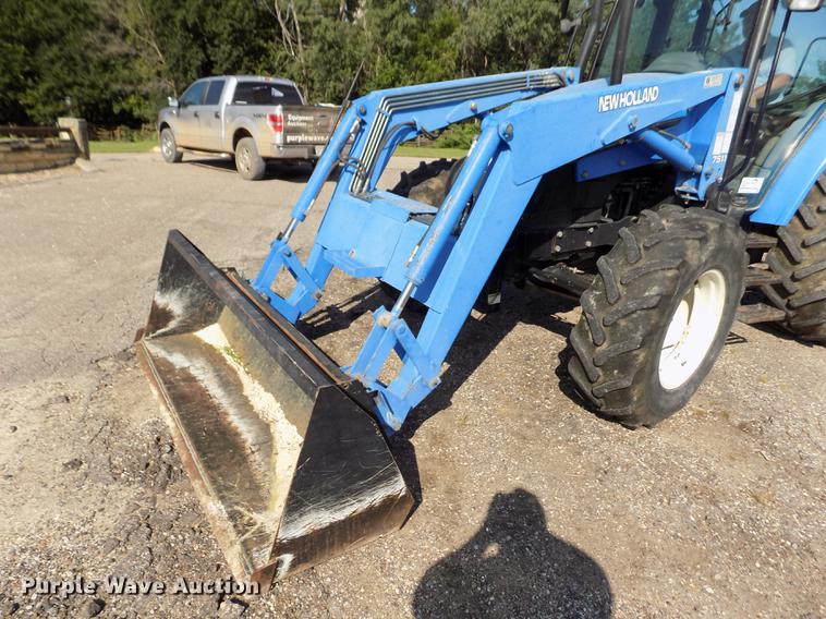 image for item DB9122 2002 New Holland TS100 MFWD tractor