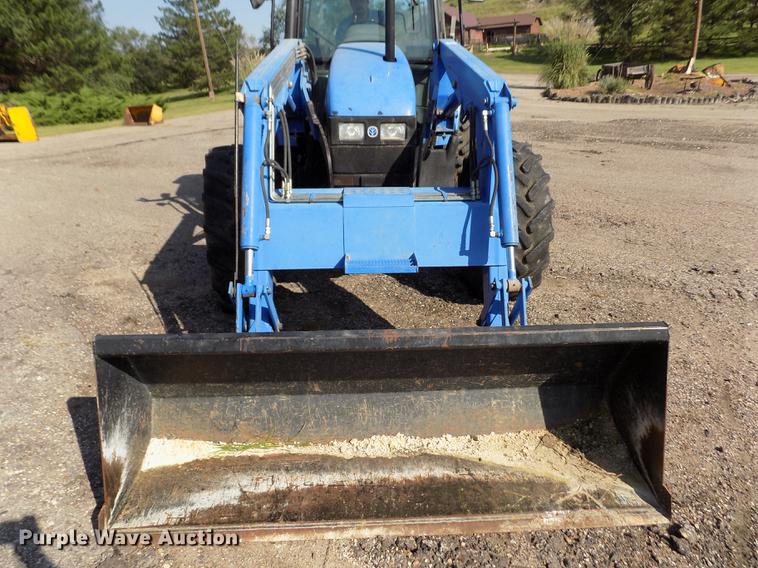 image for item DB9122 2002 New Holland TS100 MFWD tractor