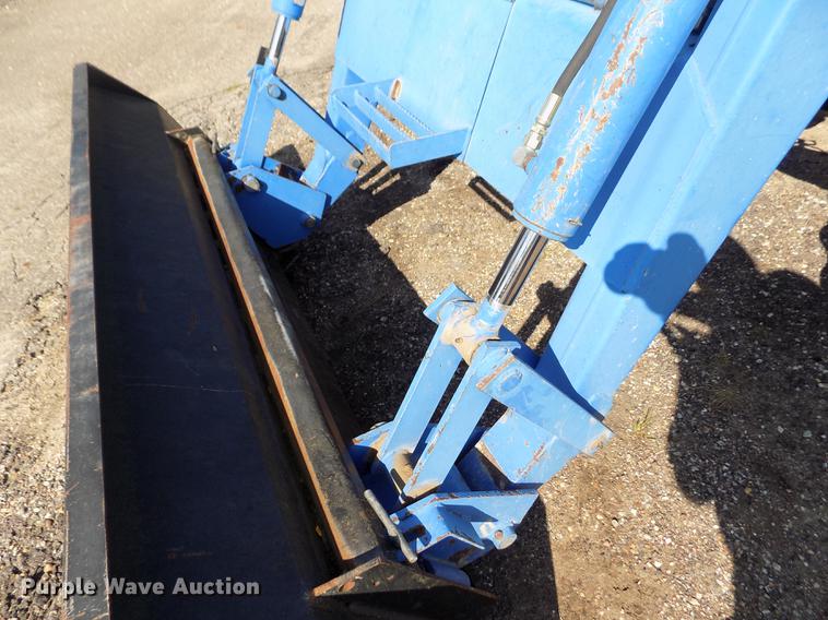 image for item DB9122 2002 New Holland TS100 MFWD tractor