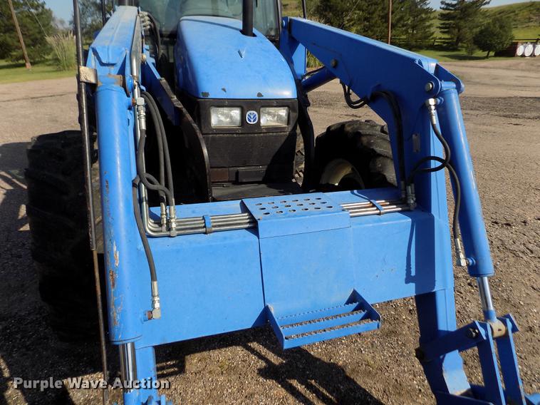 image for item DB9122 2002 New Holland TS100 MFWD tractor