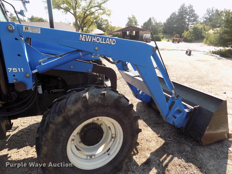image for item DB9122 2002 New Holland TS100 MFWD tractor
