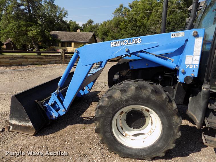 image for item DB9122 2002 New Holland TS100 MFWD tractor