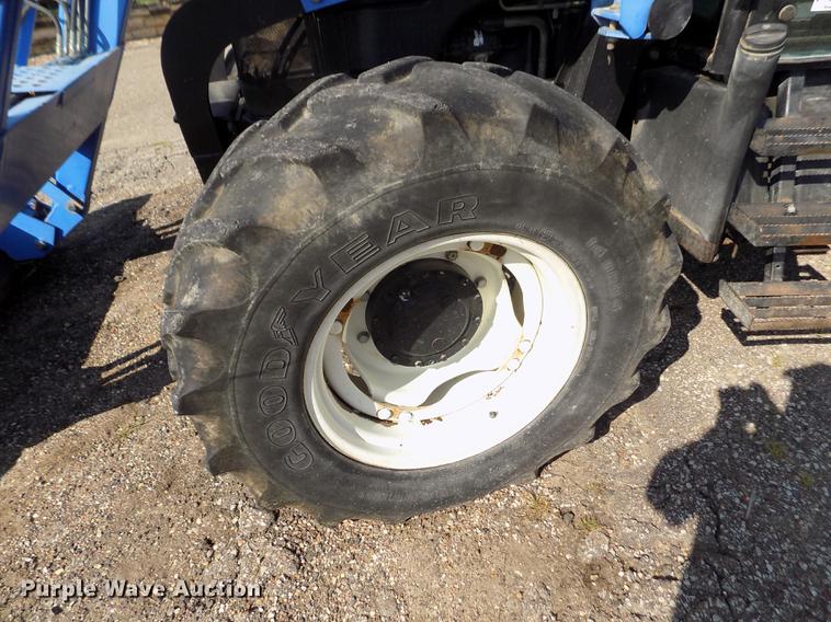 image for item DB9122 2002 New Holland TS100 MFWD tractor