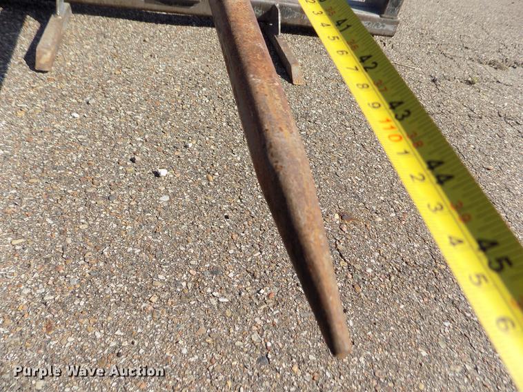 image for item DB9122 2002 New Holland TS100 MFWD tractor