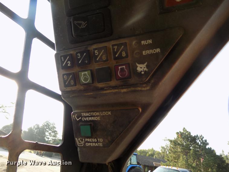 image for item DB9124 1997 Bobcat 863 skid steer