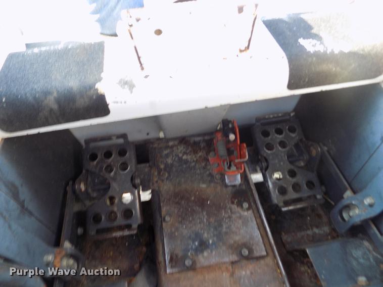 image for item DB9124 1997 Bobcat 863 skid steer