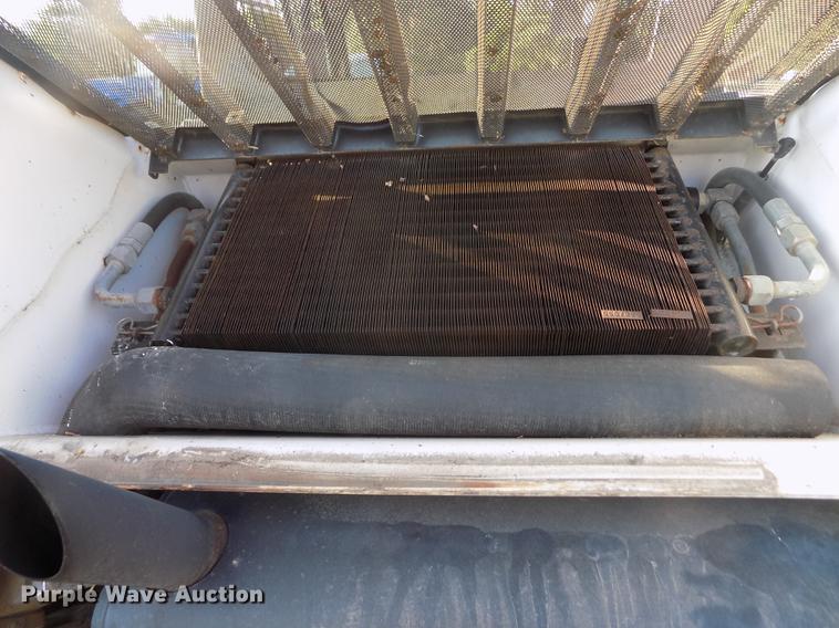 image for item DB9124 1997 Bobcat 863 skid steer