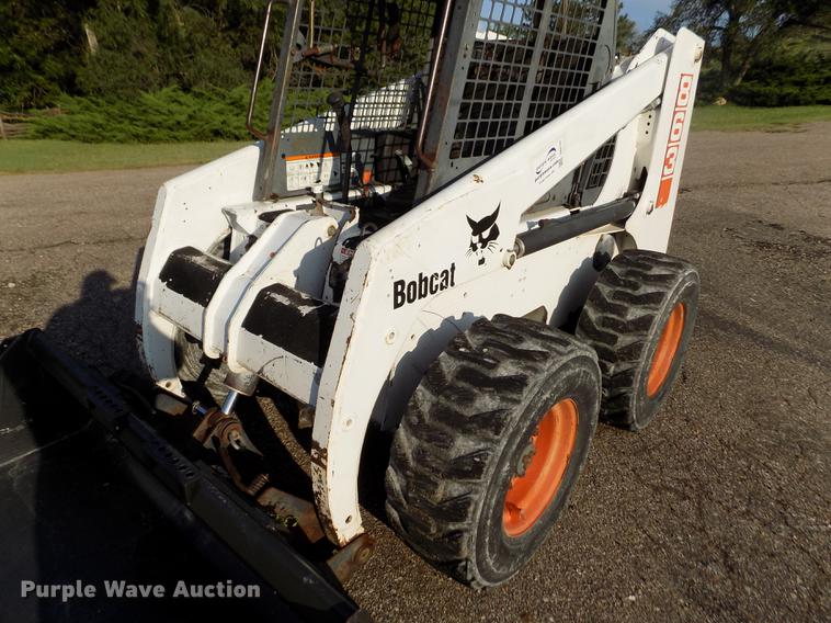image for item DB9124 1997 Bobcat 863 skid steer