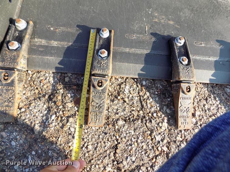 image for item DB9124 1997 Bobcat 863 skid steer