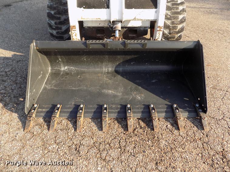 image for item DB9124 1997 Bobcat 863 skid steer