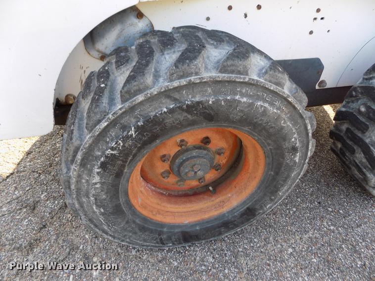 image for item DB9124 1997 Bobcat 863 skid steer