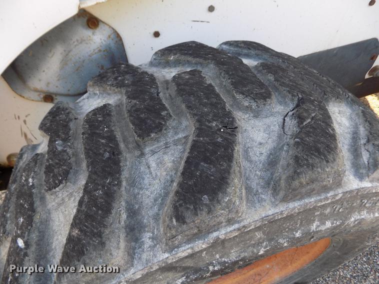 image for item DB9124 1997 Bobcat 863 skid steer