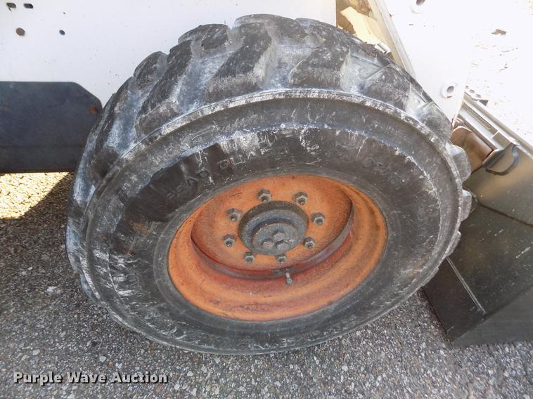 image for item DB9124 1997 Bobcat 863 skid steer