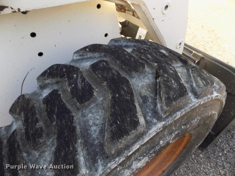 image for item DB9124 1997 Bobcat 863 skid steer