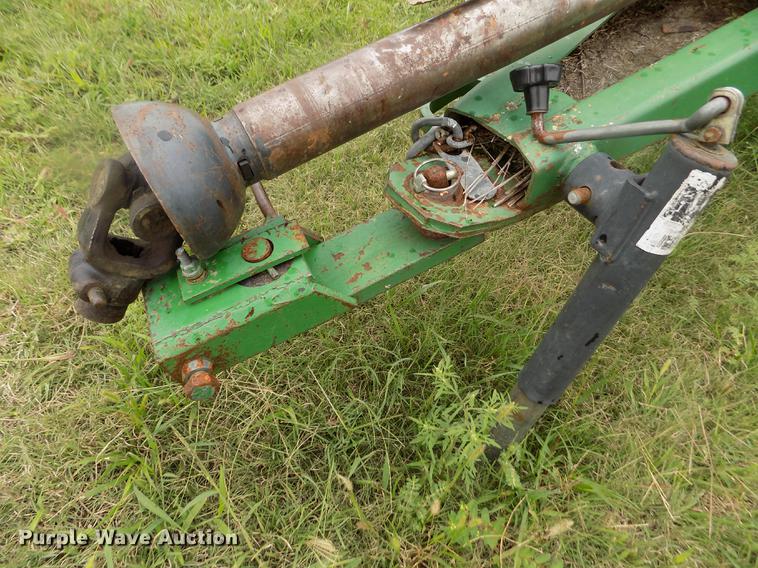 image for item DB9133 John Deere 530 round baler