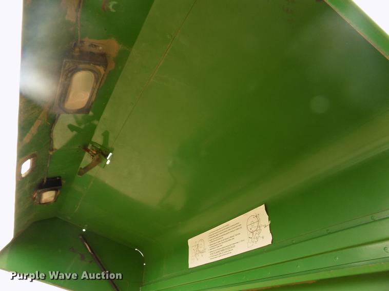 image for item DB9135 2008 John Deere 568 Mega Wide Plus round baler