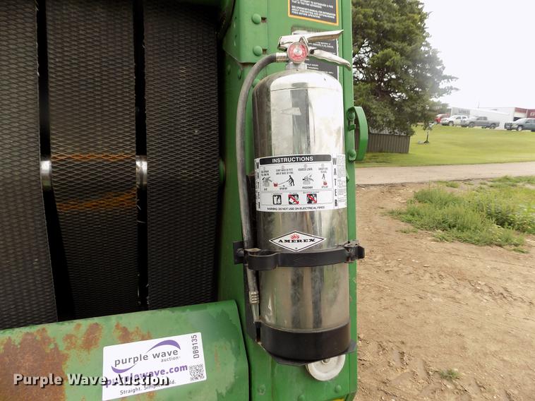 image for item DB9135 2008 John Deere 568 Mega Wide Plus round baler