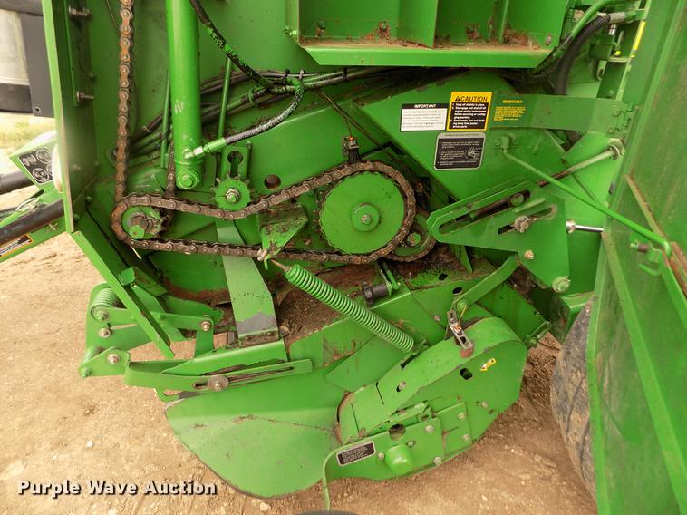 image for item DB9135 2008 John Deere 568 Mega Wide Plus round baler