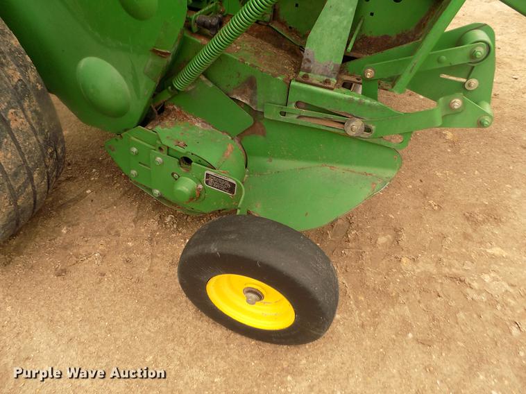 image for item DB9135 2008 John Deere 568 Mega Wide Plus round baler