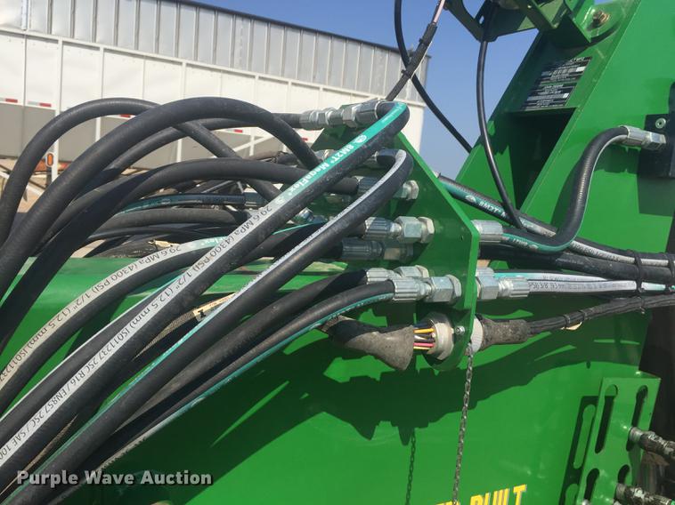 image for item DC0063 2013 John Deere DB90 no-till planter