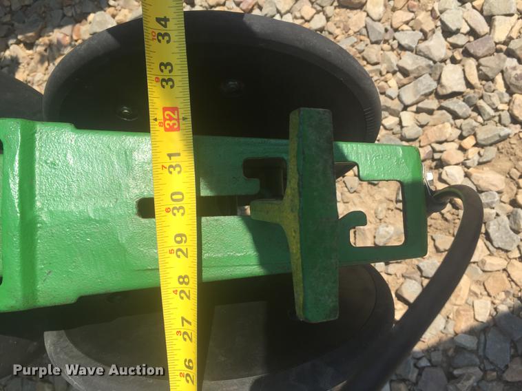 image for item DC0064 2013 John Deere DB90 no-till planter