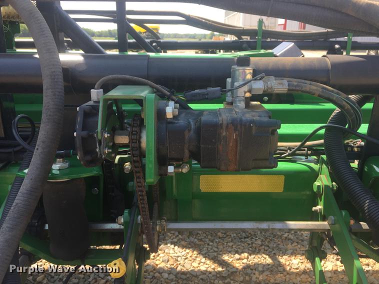 image for item DC0065 2011 John Deere DB44 no-till planter
