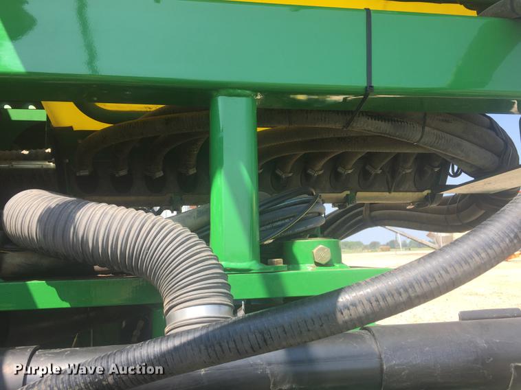 image for item DC0065 2011 John Deere DB44 no-till planter